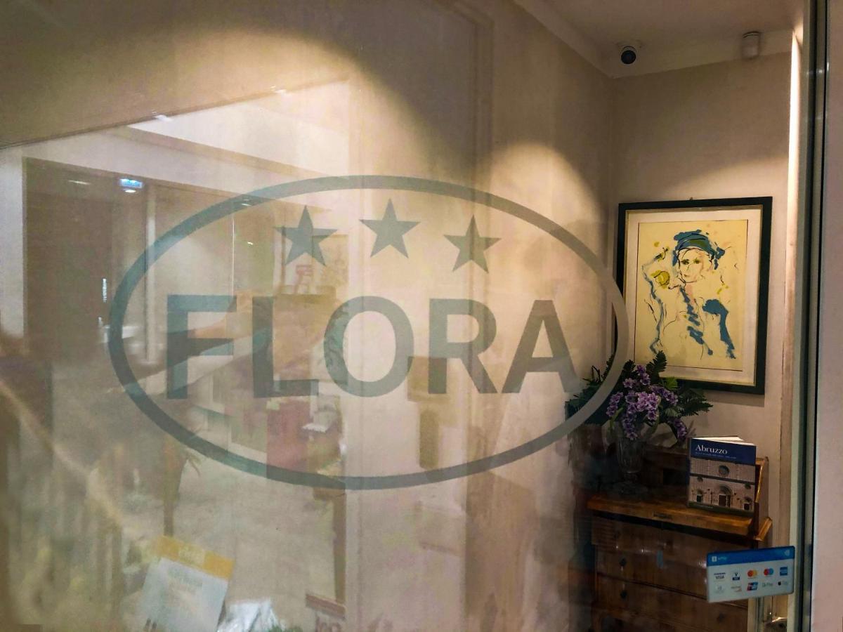 Hotel Flora 알바아드리안티카 외부 사진